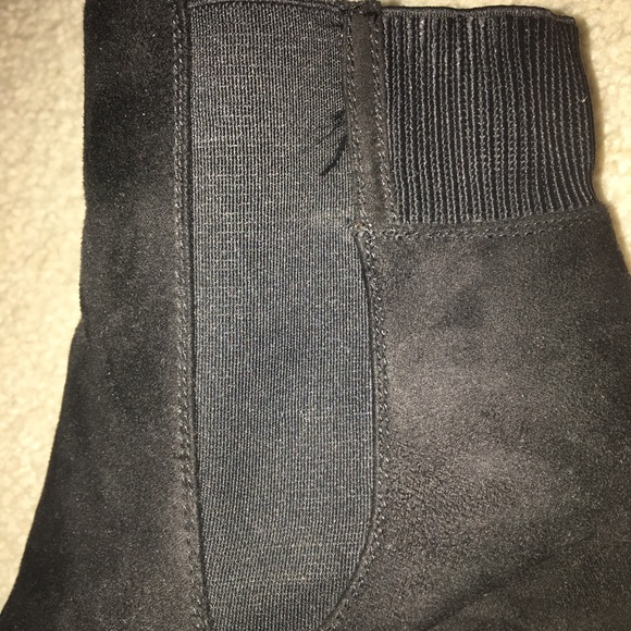 Booties!!!!!- black comfortable women’s booties - Picture 4 of 7